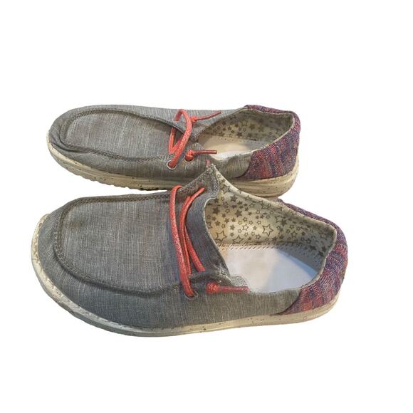 Hey Dude Wendy Girl's Youth Slip-Ons, Linen Grey/Pink Funk Grey US Y2-L3 - Picture 1 of 9